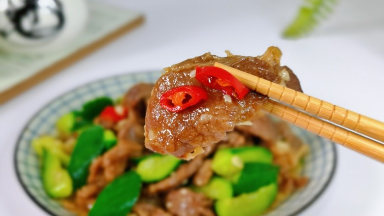 青椒炒牛肉,下饭家常小菜,好吃到停不下来。