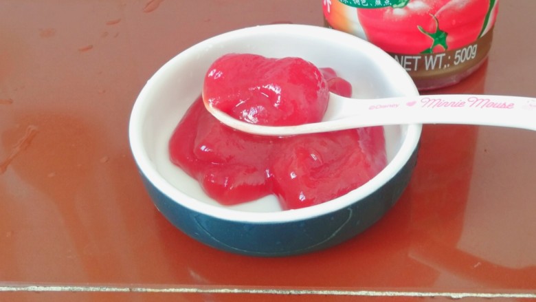 茄汁黄豆,接下来调个汁,3勺<a style='color:red;display:inline-block;' href='/shicai/ 699'>番茄酱</a>