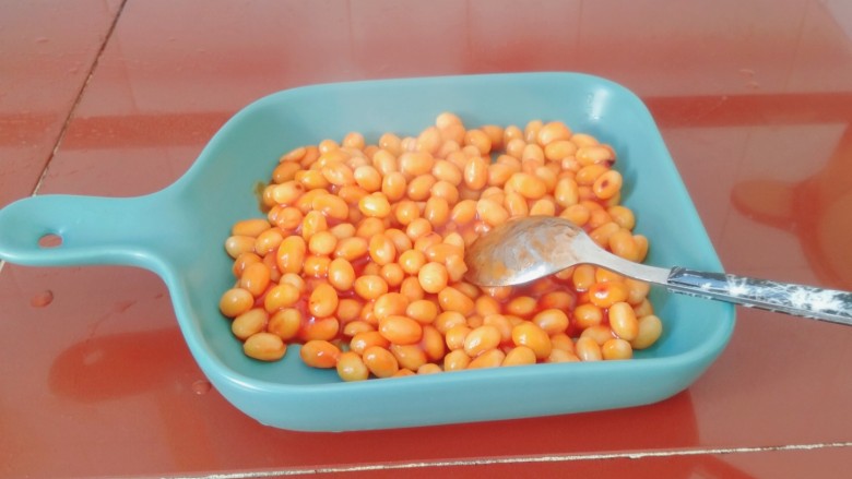 茄汁黄豆,味道酸酸甜甜的,很开胃的一道小菜