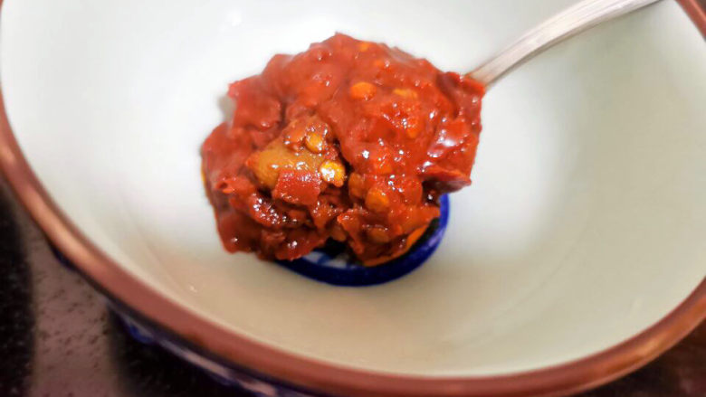 萝卜牛腩煲,<a style='color:red;display:inline-block;' href='/shicai/ 705'>豆瓣酱</a>(喜辣可多一些)