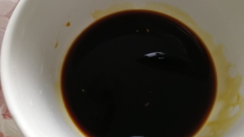 凉拌猪舌,调汁:<a style='color:red;display:inline-block;' href='/shicai/ 788'>生抽</a>➕醋