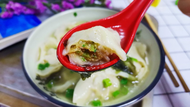 鲜肉小馄饨,皮薄馅大,营养丰富,超级好吃