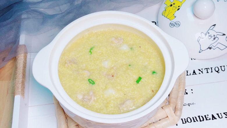 鸡肉山药粥,一锅香浓的鸡肉山药粥就上桌了!