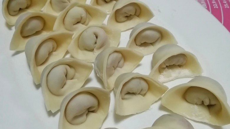 鲜肉小馄饨,发挥自己的想象力,想怎样煮就怎样煮吧