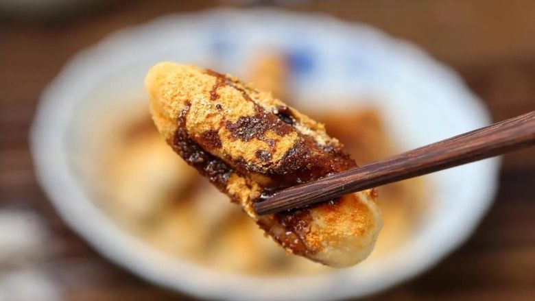 红糖年糕,糯糯的非常好吃哟!