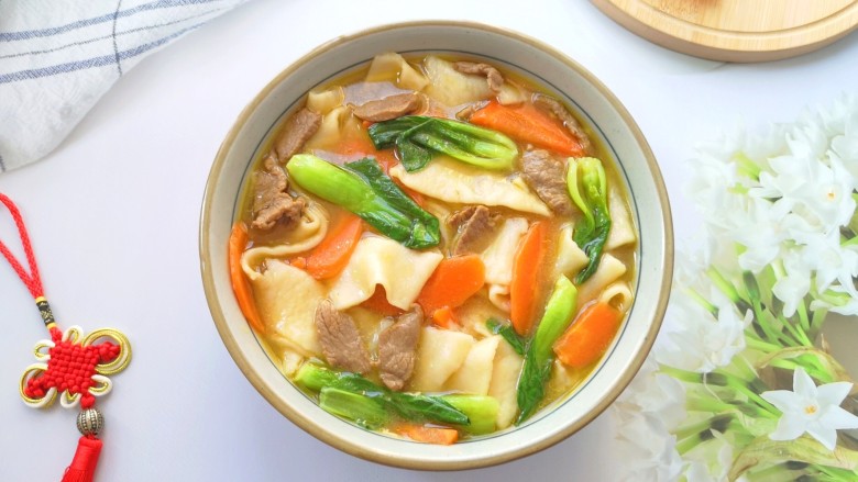 羊肉烩面,香喷喷的羊肉烩面做好啦!
