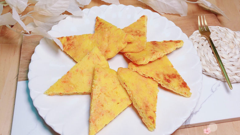 胡萝卜鸡蛋饼