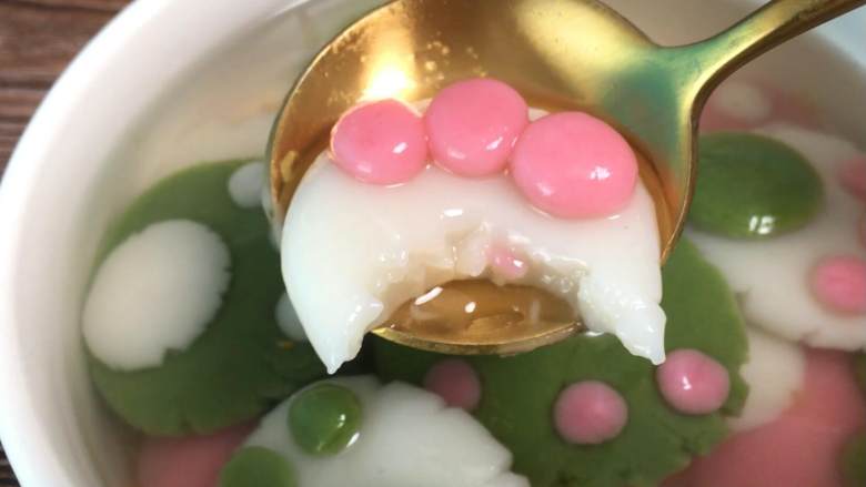 元宵节来试试可爱的猫爪汤圆,好吃又好看,萌哒哒。,好吃又好看,萌哒哒。