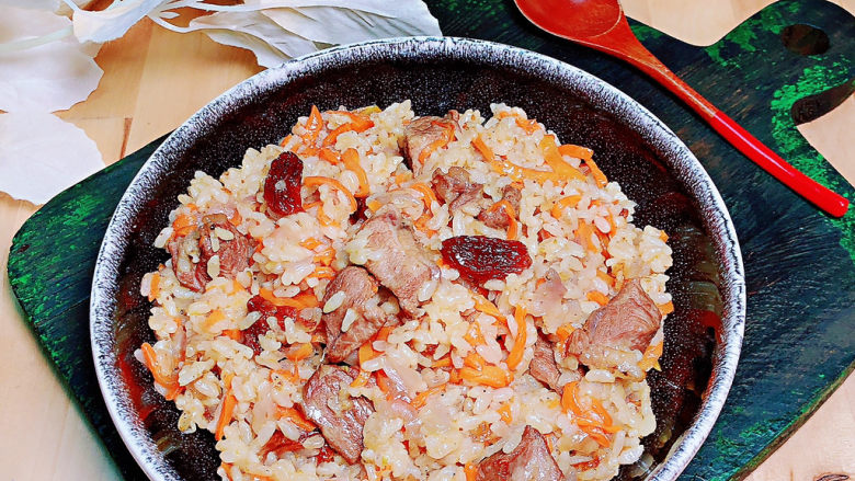 羊肉抓饭,轻松吃一碗,好吃到不行哟!