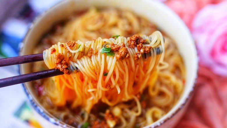 肉末粉丝煲,无敌美味~