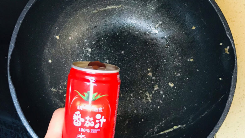 茄汁带鱼,不需要刷锅,倒入番茄汁