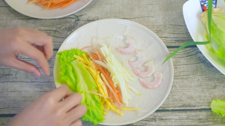 越南春卷,依次卷入喜欢的食材