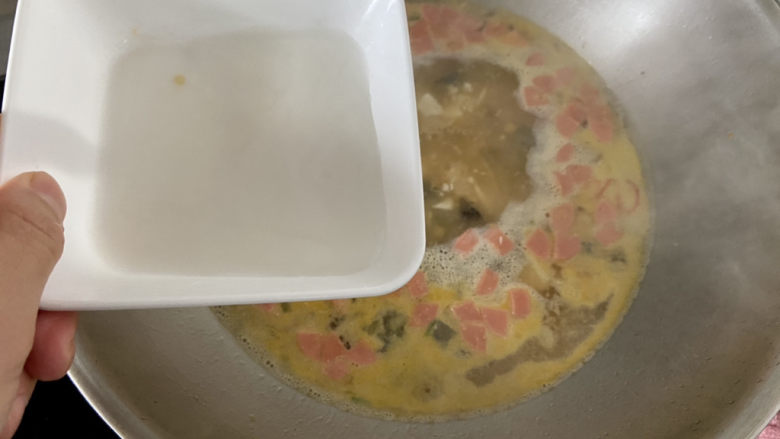 上汤菠菜➕白毛浮绿水,红掌拨清波,淋两汤匙水淀粉