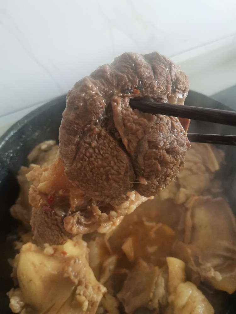 卤牛肉,一共炖2个小时左右