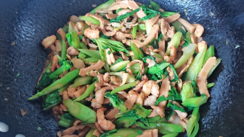 芥菜饭,食材全部炒熟