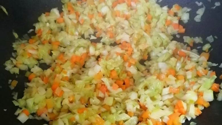 家常炒冷饭,炒至熟