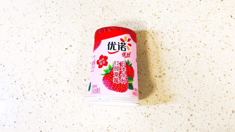 酸奶面包,我用的是这种酸奶,也可以用其他的酸奶
