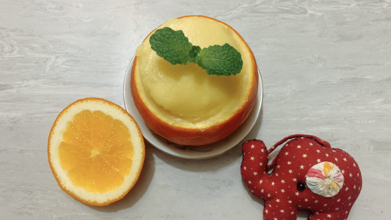 橙子蛋糕,出锅用薄荷点缀