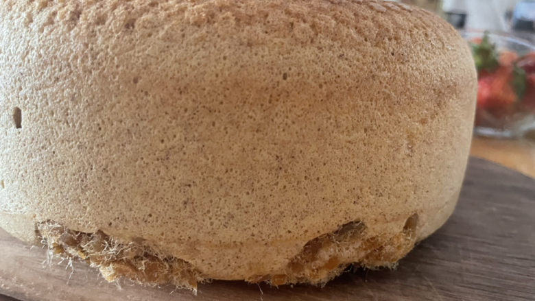 杂粮木糖醇电饭煲蛋糕,厚度非常不错~