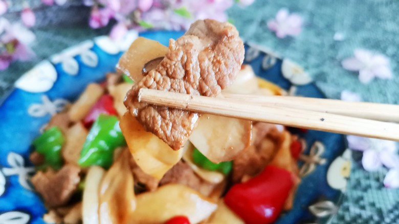 杏鲍菇炒肉片,美味鲜香的杏鲍菇炒肉片就好了