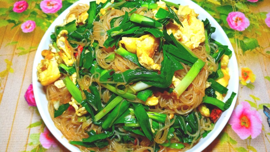 韭菜炒粉丝
