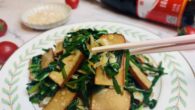 韭菜炒香干,香喷喷的韭菜豆干。