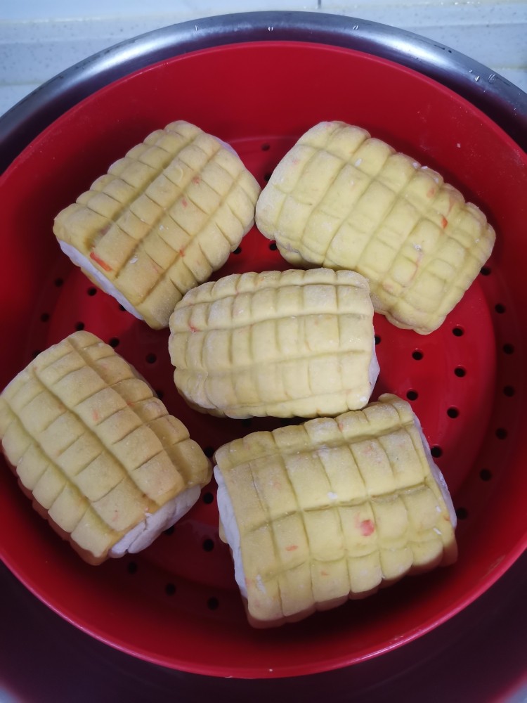 玉米馒头,冷水上屉,醒发10分