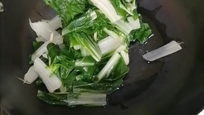 炒甜菜,加入甜菜