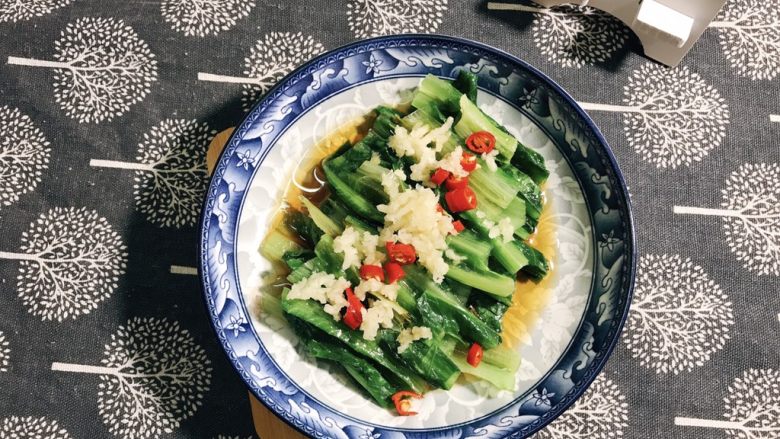 凉拌油麦菜,凉拌油麦菜~