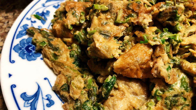 香椿炒蛋,这道香椿炒蛋,做法简单,风味独特,外焦里嫩,营养美味,喜欢的小可爱们快来试试吧😄