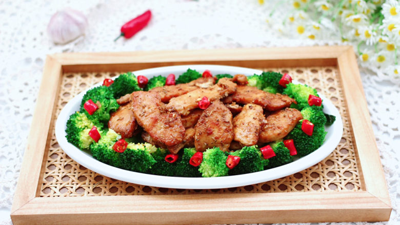 香煎孜然鸡块,低脂低卡多吃不胖,喜欢的小伙伴们赶紧安排起来吧!