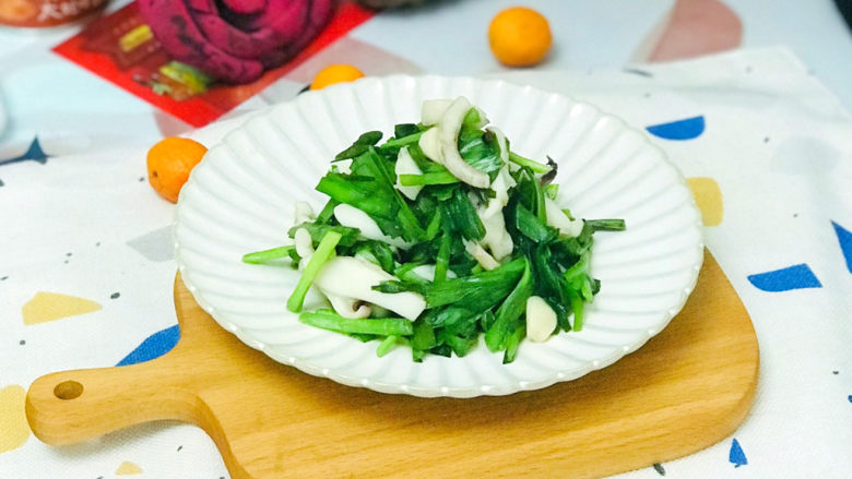 韭菜炒鱿鱼,超级鲜美