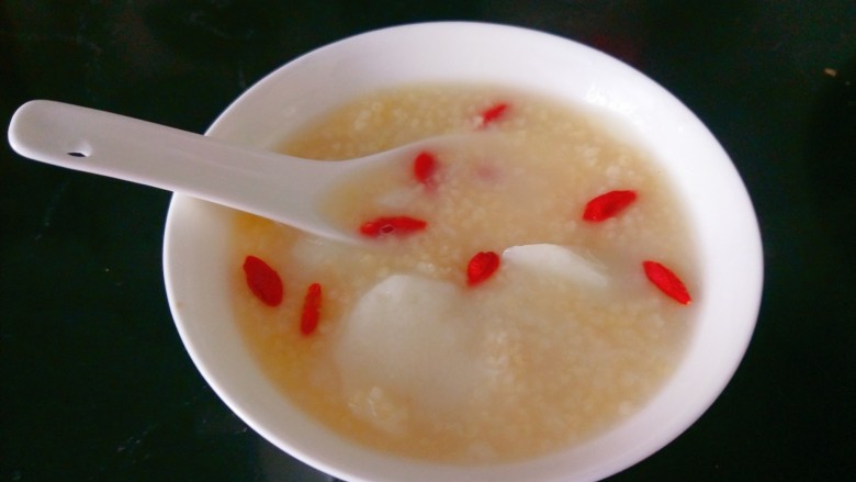 小米山药粥,成品图