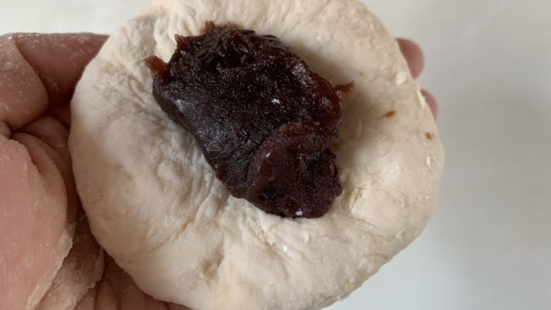 超软的豆沙饼,包