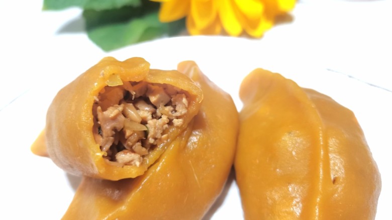 番薯黄夹,皮薄馅多 ,很美味哦