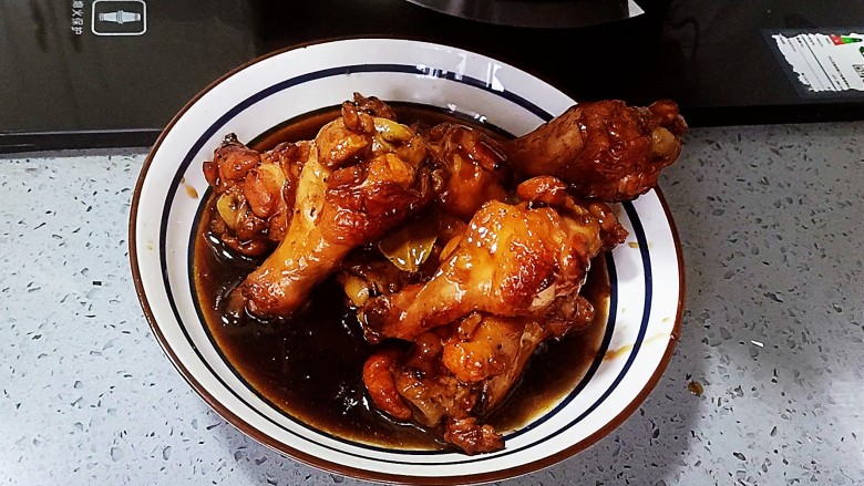 可乐鸡翅根,留点汤汁拌米饭