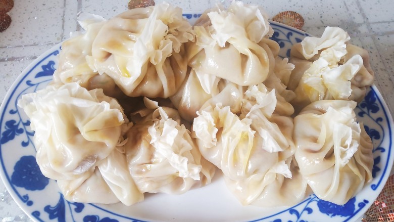 内蒙特色美食——稍美,时间到,美味出锅。沾上醋和油泼辣子,简直美味。