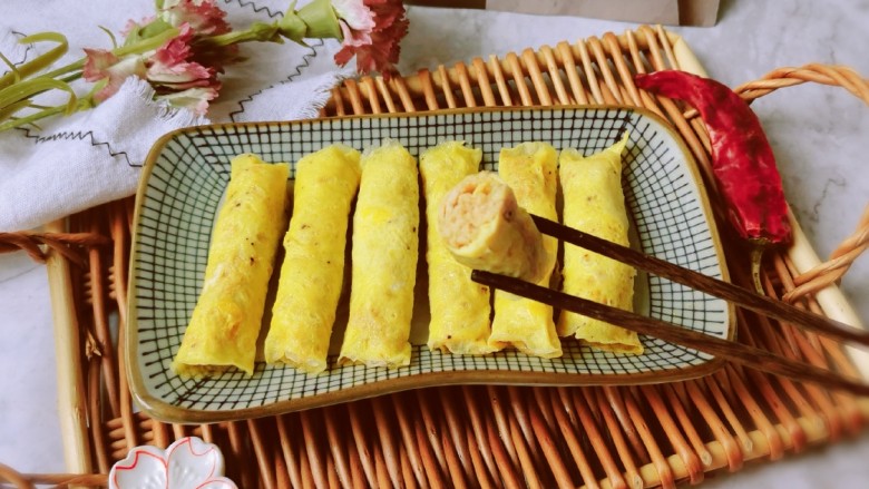 肉馅鸡蛋卷,出锅,味道好极了。