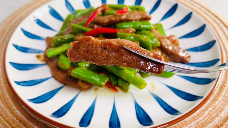 豆角牛柳,鲜嫩多汁，超级美味！