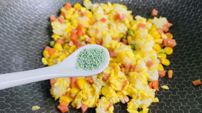 鸡蛋火腿炒饭,蔬之鲜调味