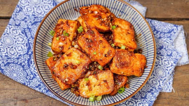 干煸豆腐,香嫩入味的干煸豆腐就做好了!