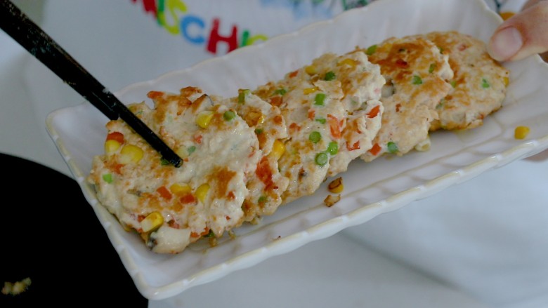 蔬菜鸡肉饼,就可以出锅啦,还是很好吃的