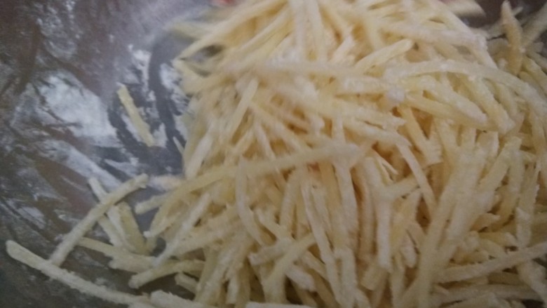 山西美食炒不烂子,让每一个土豆丝都沾上面粉