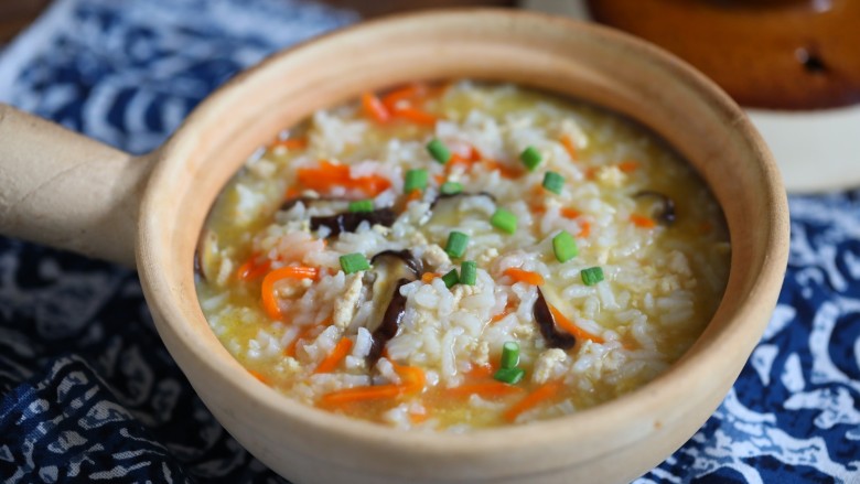 胡萝卜肉末粥