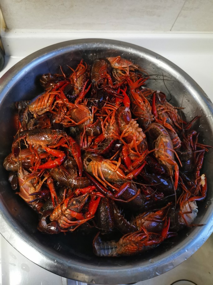 红烧龙虾,泡一泡