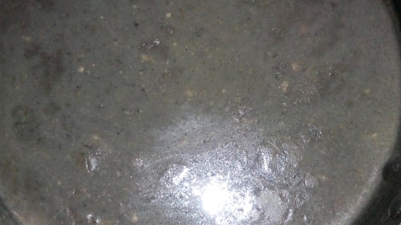 芝麻核桃糊,煮好的芝麻核桃糊。