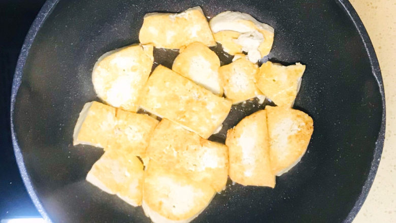 韭菜豆腐,不要心急,心急吃不了热豆腐啊
