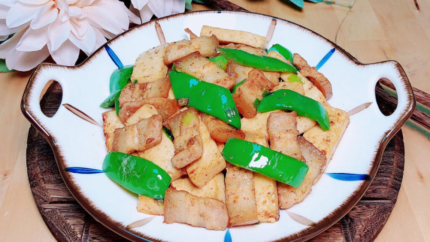 家常炒肉片