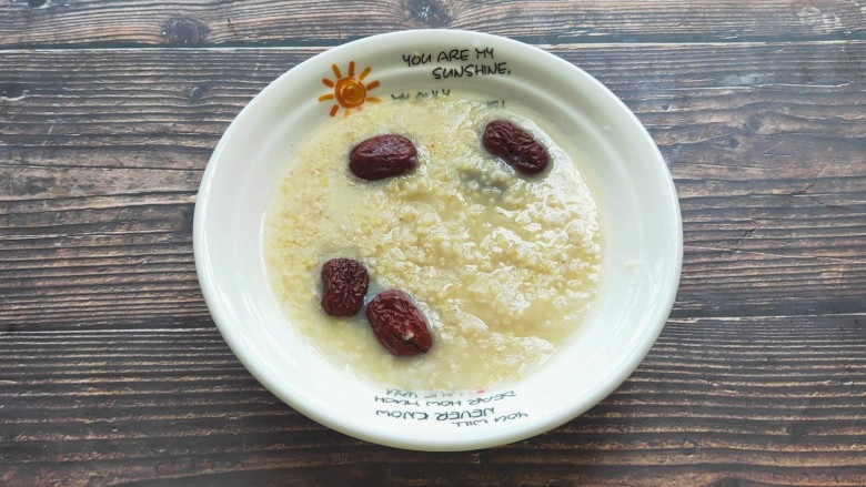 红枣小米燕麦粥,早餐比喝