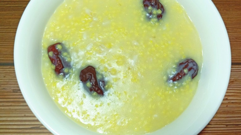 红枣小米燕麦粥,图二